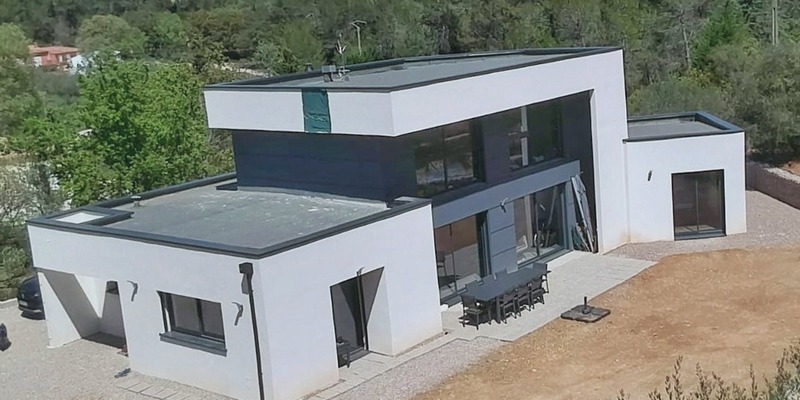 Diseño minimalista con esencia andaluza en casas prefabricadas en Sevilla Diseño minimalista con esencia andaluza en casas prefabricadas en Sevilla